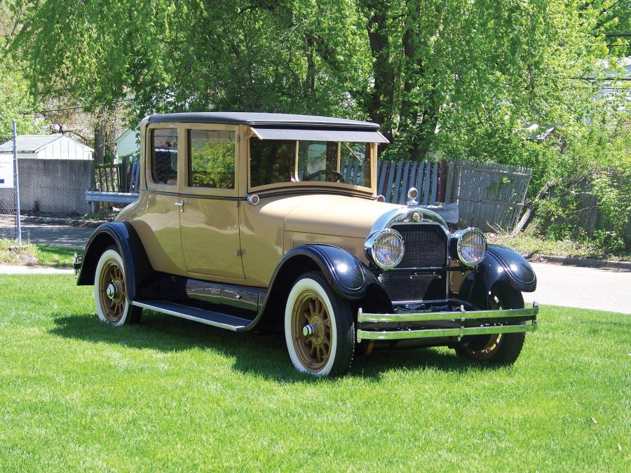  Cadillac Opera Coupe 1924 года  (фото 1 из 2)